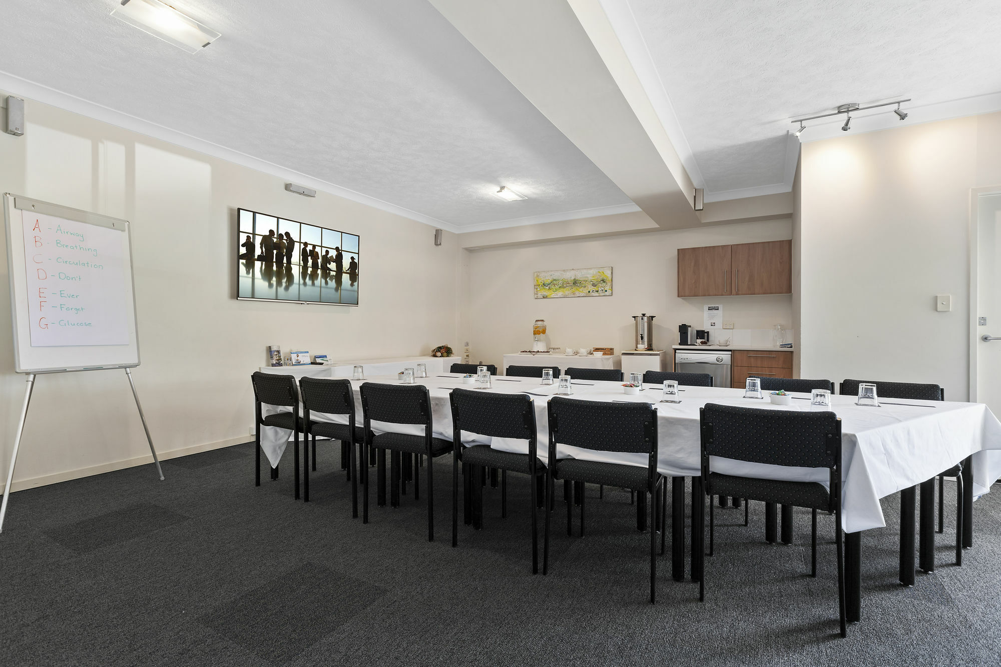 La Vida On Anzac Aparthotel Redcliffe Exterior photo