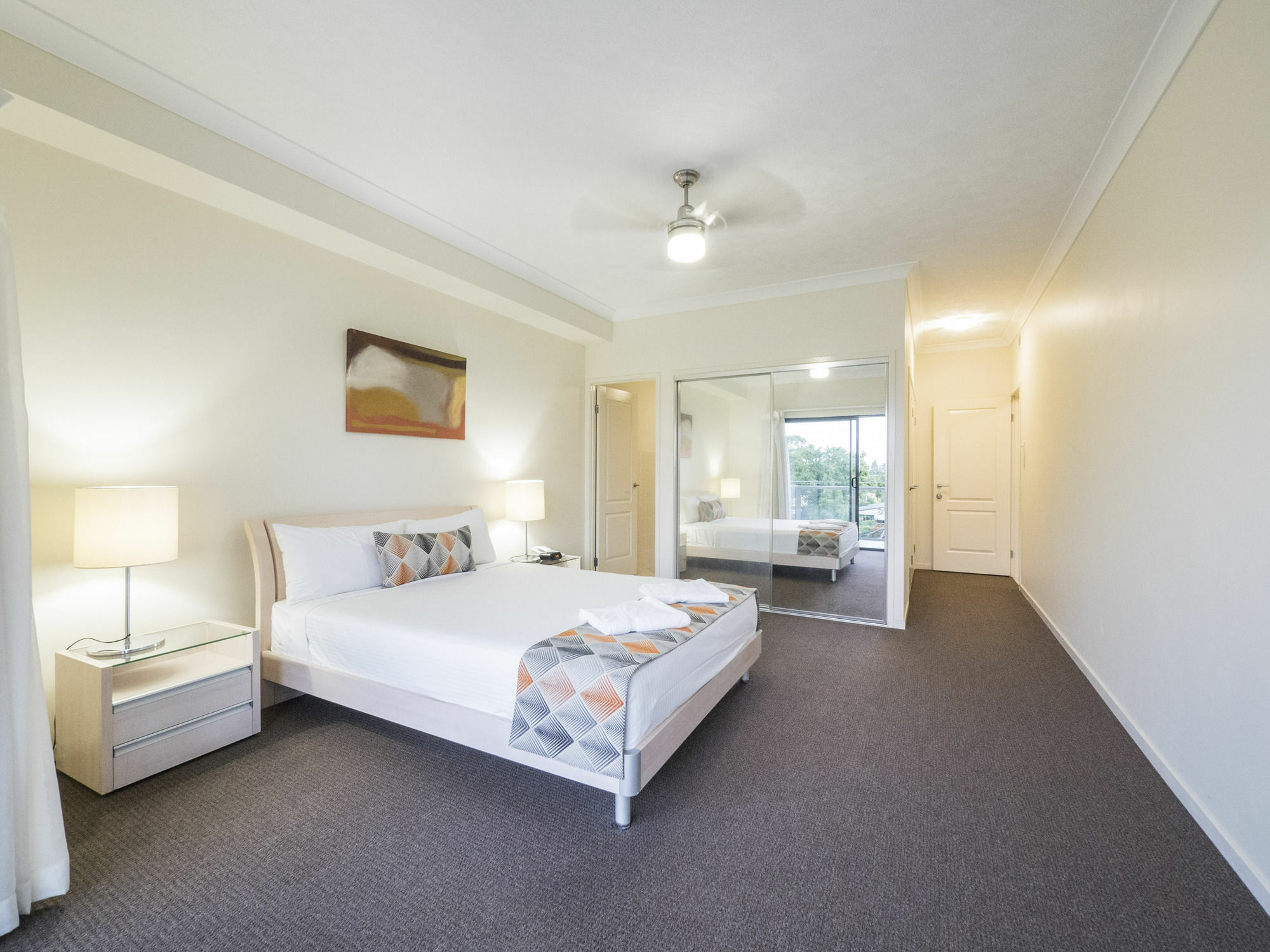 La Vida On Anzac Aparthotel Redcliffe Exterior photo